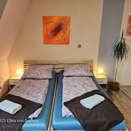Gemuetl Wohnung Mit Blick Auf Den Hafen Bremerhaven Exteriör bild