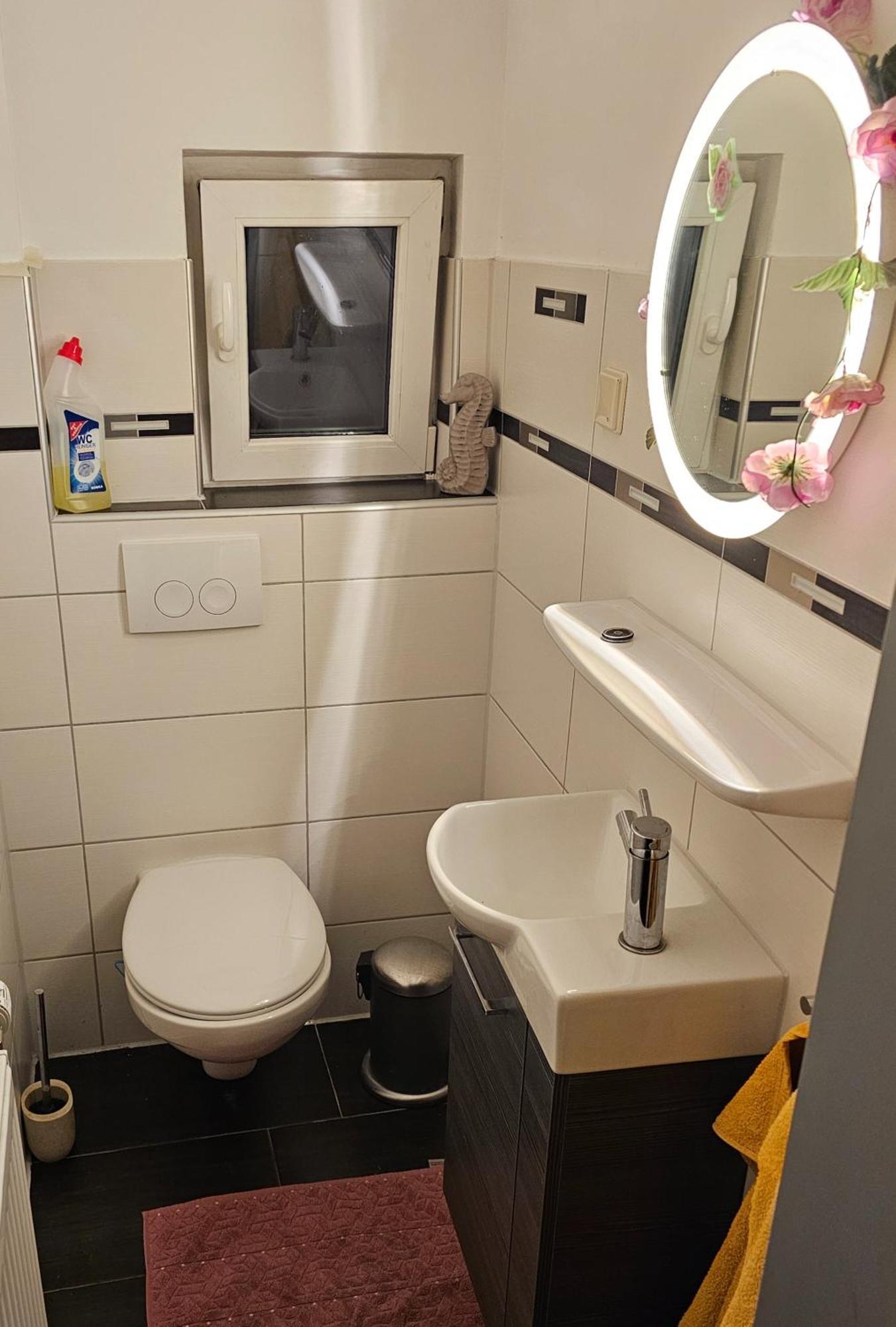 Gemuetl Wohnung Mit Blick Auf Den Hafen Bremerhaven Exteriör bild
