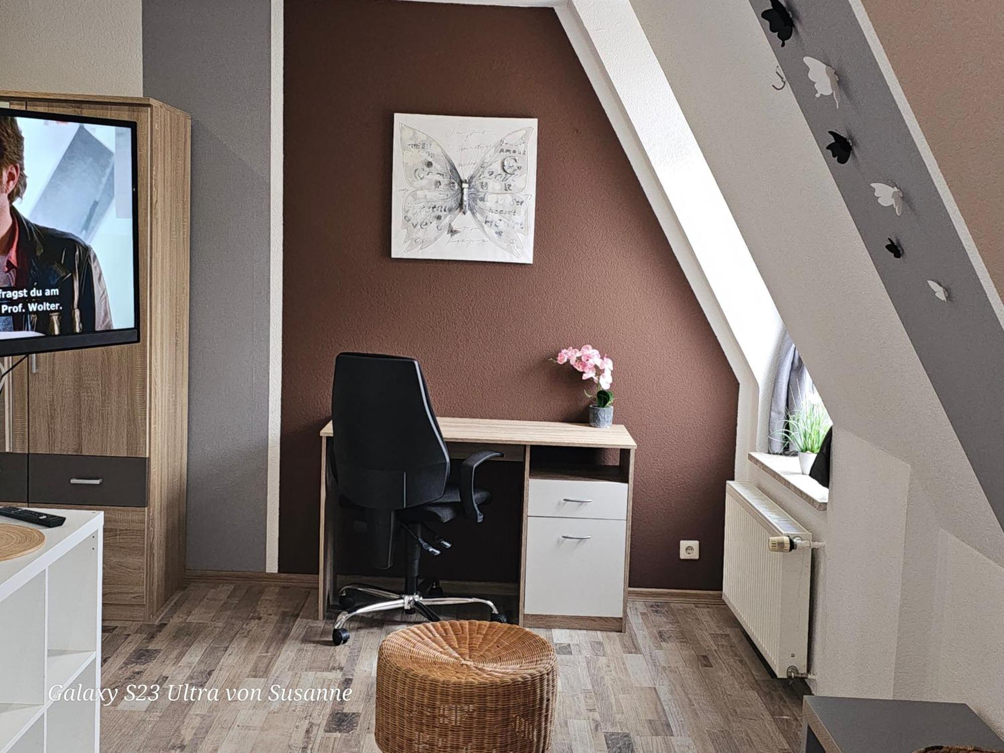Gemuetl Wohnung Mit Blick Auf Den Hafen Bremerhaven Exteriör bild
